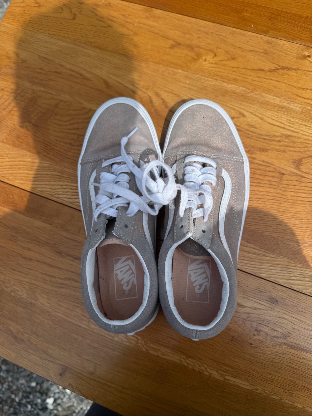 Vans Low-Top Sneakers in Light Gray and White